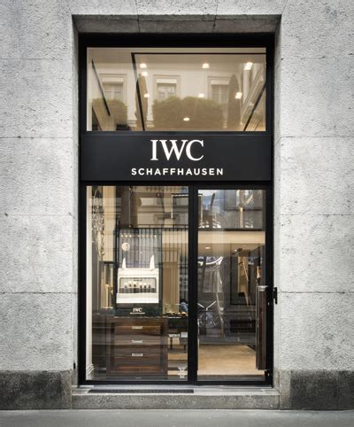 Welcome to the new IWC boutique in Milano via Monenapoleone